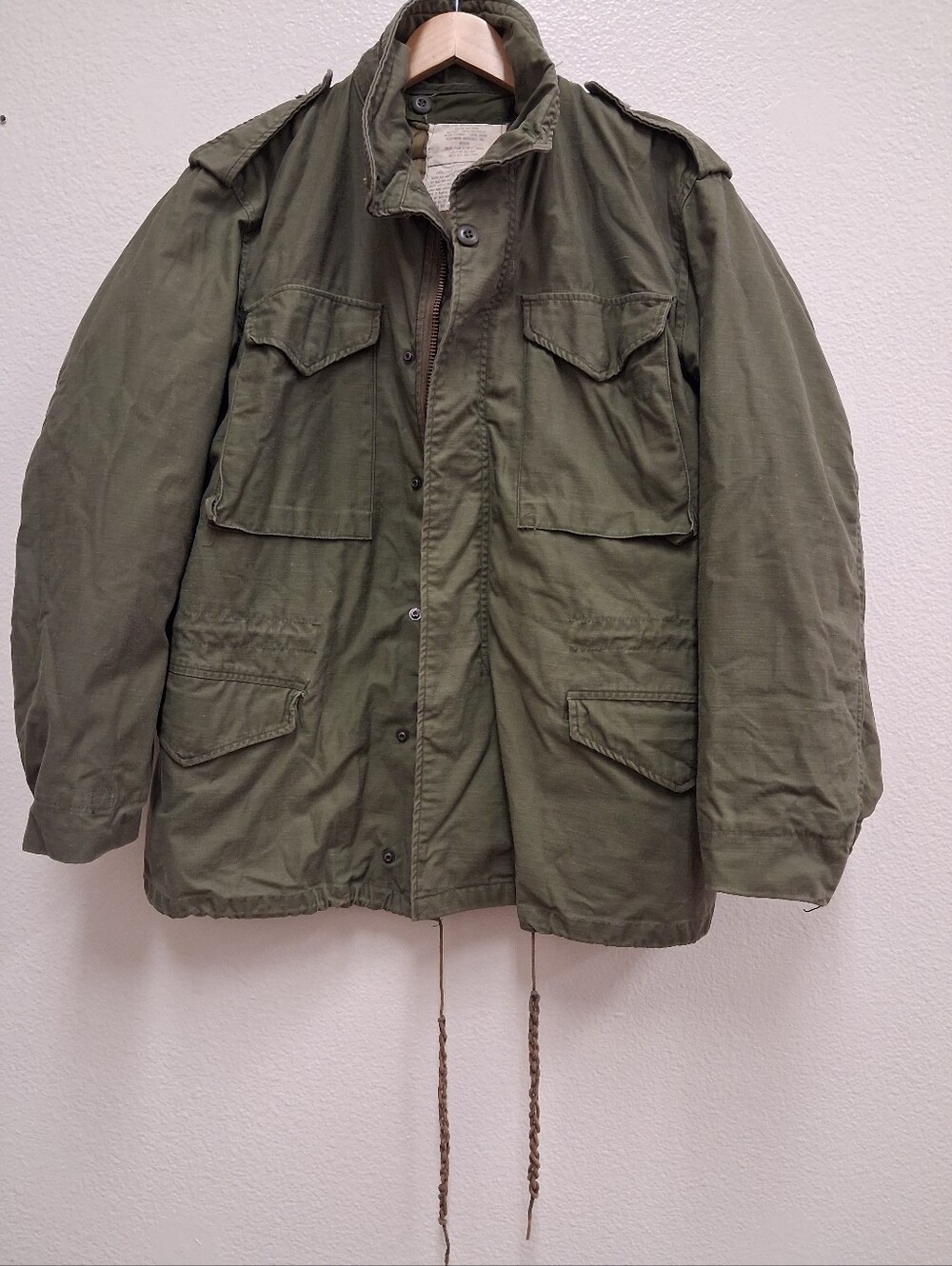 Vintage Alpha Industries Coat Men's Medium Green Cold Weather Field OG-107 Army.
